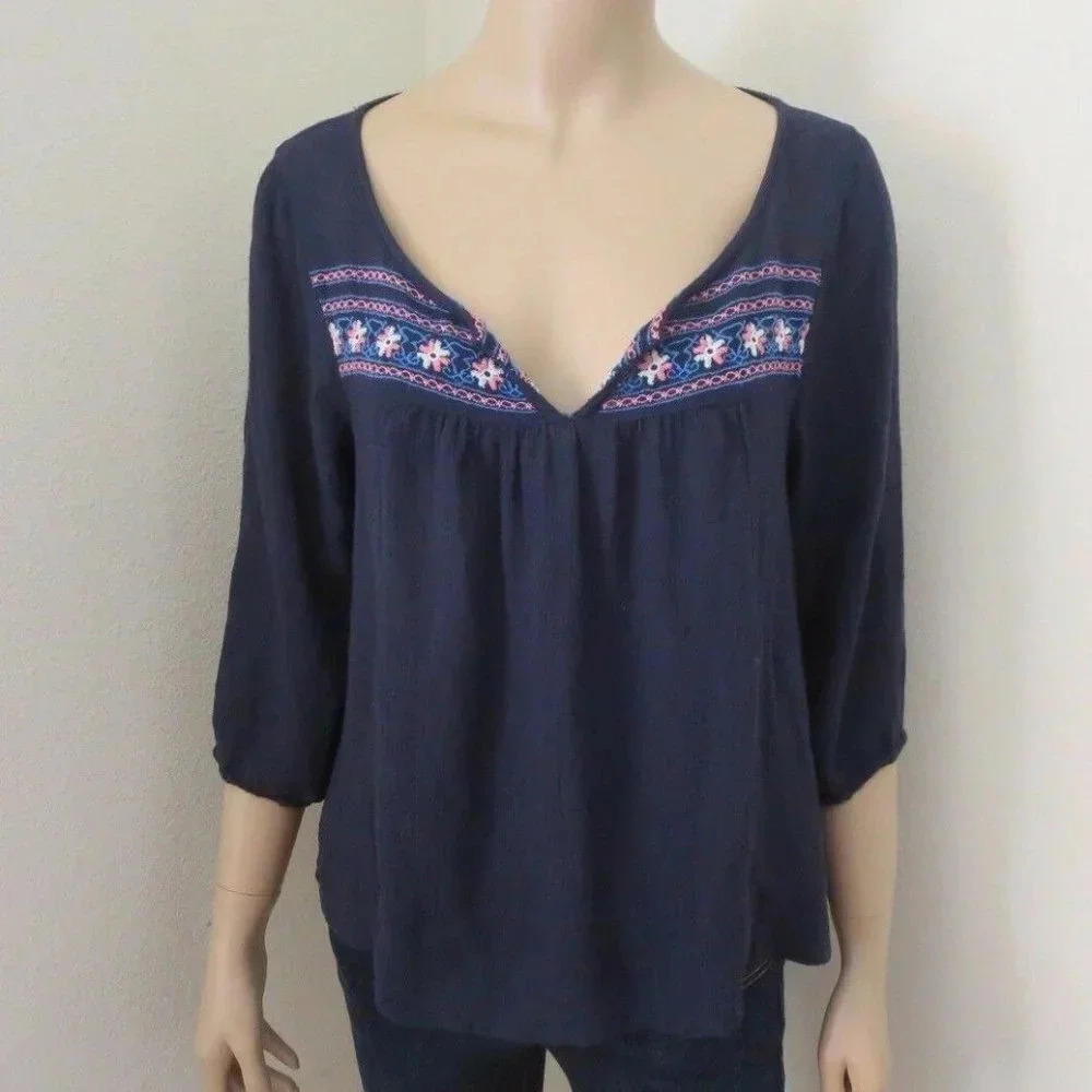 Hollister Floral Embriodered Peasant Top Small